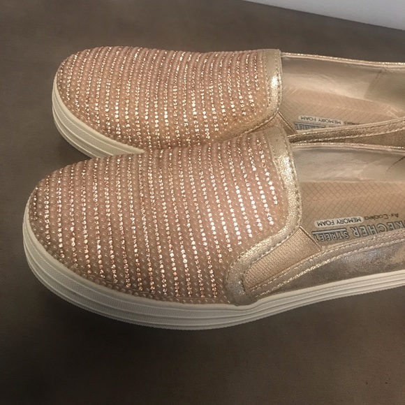 Sketchers shoes size 6.5 - Picture 5 of 8